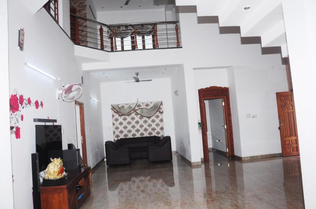 Shri Sai Baba Homestay - Eb Colony - Trichy Tiruchirappalli Exterior photo