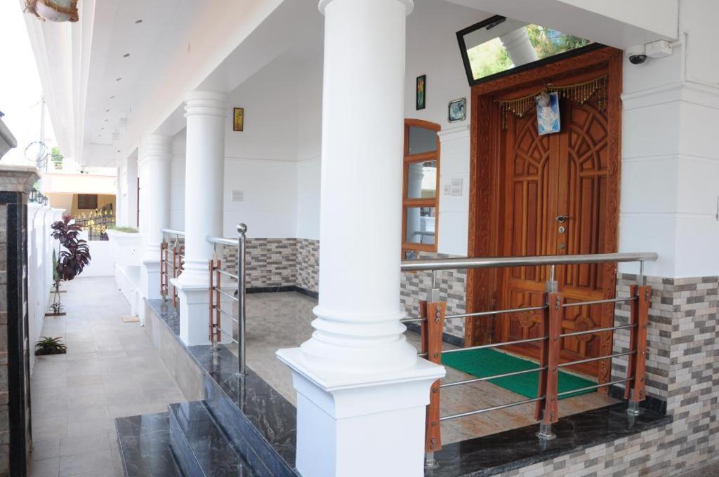 Shri Sai Baba Homestay - Eb Colony - Trichy Tiruchirappalli Exterior photo