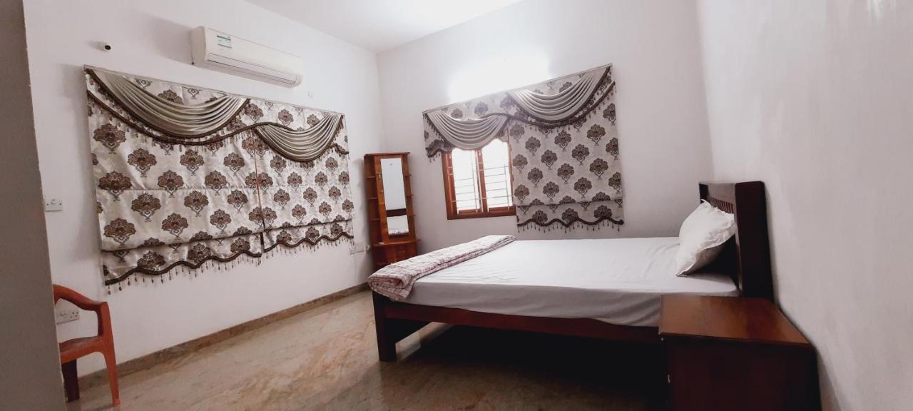 Shri Sai Baba Homestay - Eb Colony - Trichy Tiruchirappalli Room photo